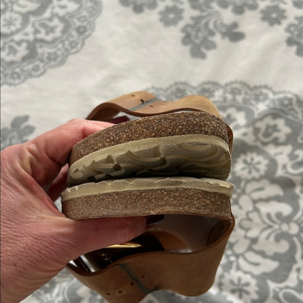 Birkenstock Madrid Cognac Tan Sandals with Gold Buckle, size 41 - Picture 8 of 8